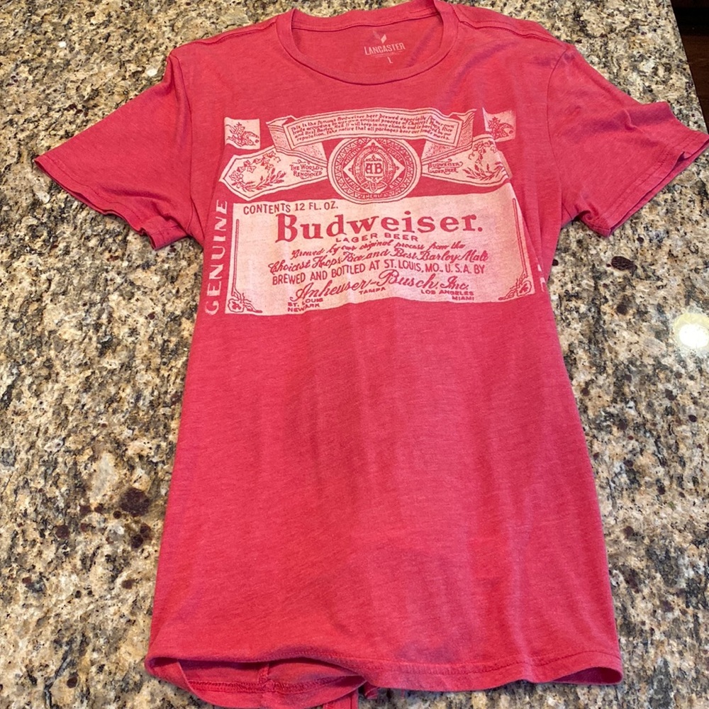 ❤️Custom Budweiser Shredded Back Shirt❤️ Size Large but fits like Medium